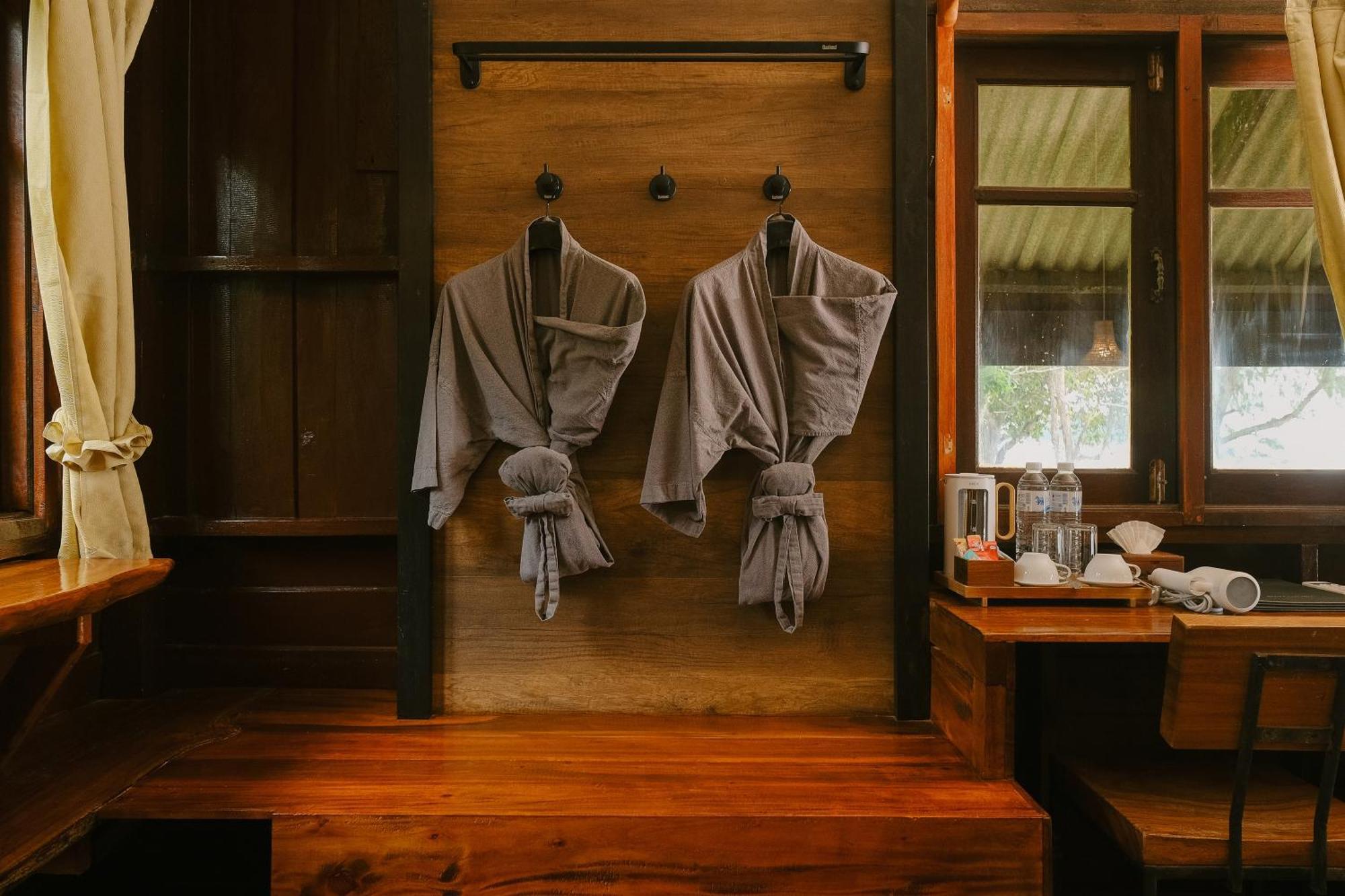 Joy Bungalow Resort And Restaurant Koh Jum Esterno foto